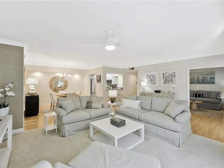 780 Willowbrook Dr #701 — Photo 6