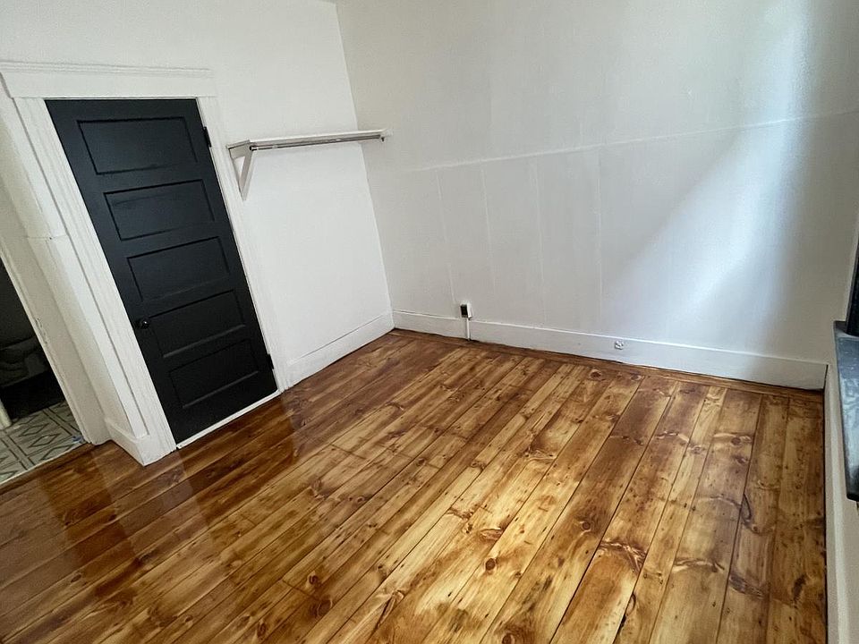 2nd image of 279 Grafton St #1R