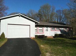 10601 Robin Ln, Snell, VA 22553