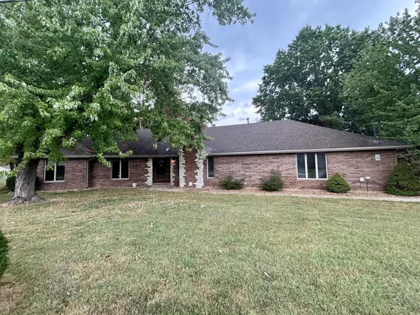 3131 E Southern Hills Boulevard, Springfield, MO 65804