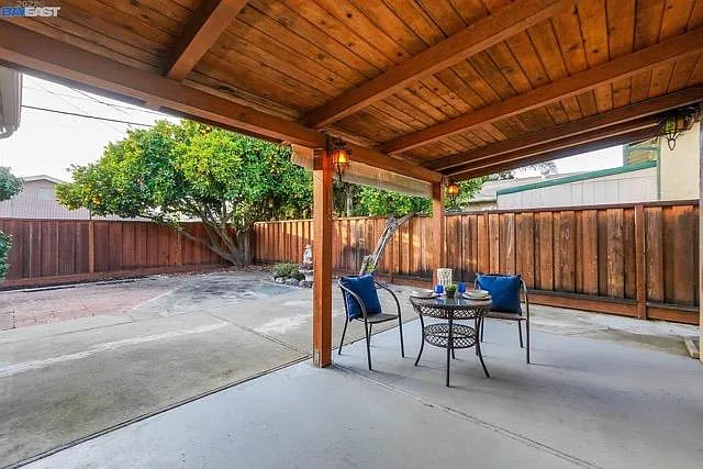 25557 Calaroga Ave — Photo 22