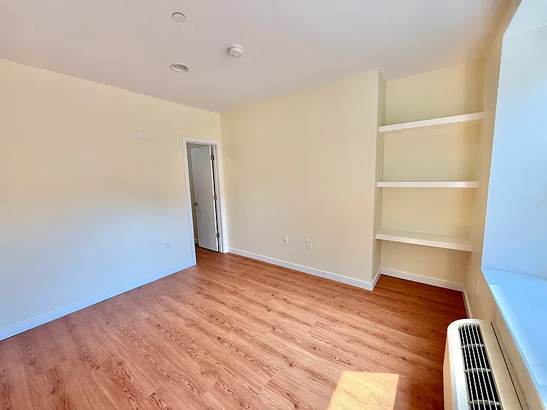 241-55 S 49th St #207 — Photo 18