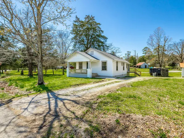 98 Old Mill Rd, Ringgold, GA 30736