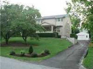 1421 Audubon Pkwy, Louisville, KY 40213