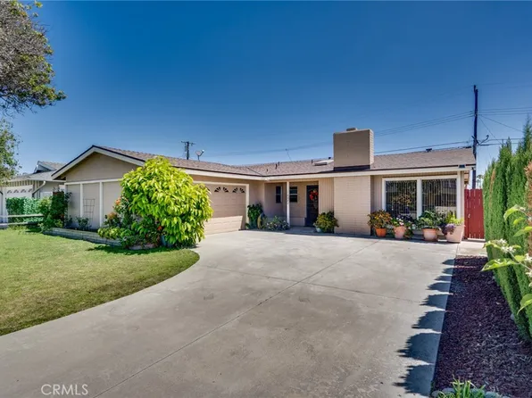 16582 Kettler Ln, Huntington Beach, CA 92647