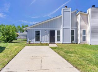 206 Yaupon Dr, Jacksonville, NC 28546