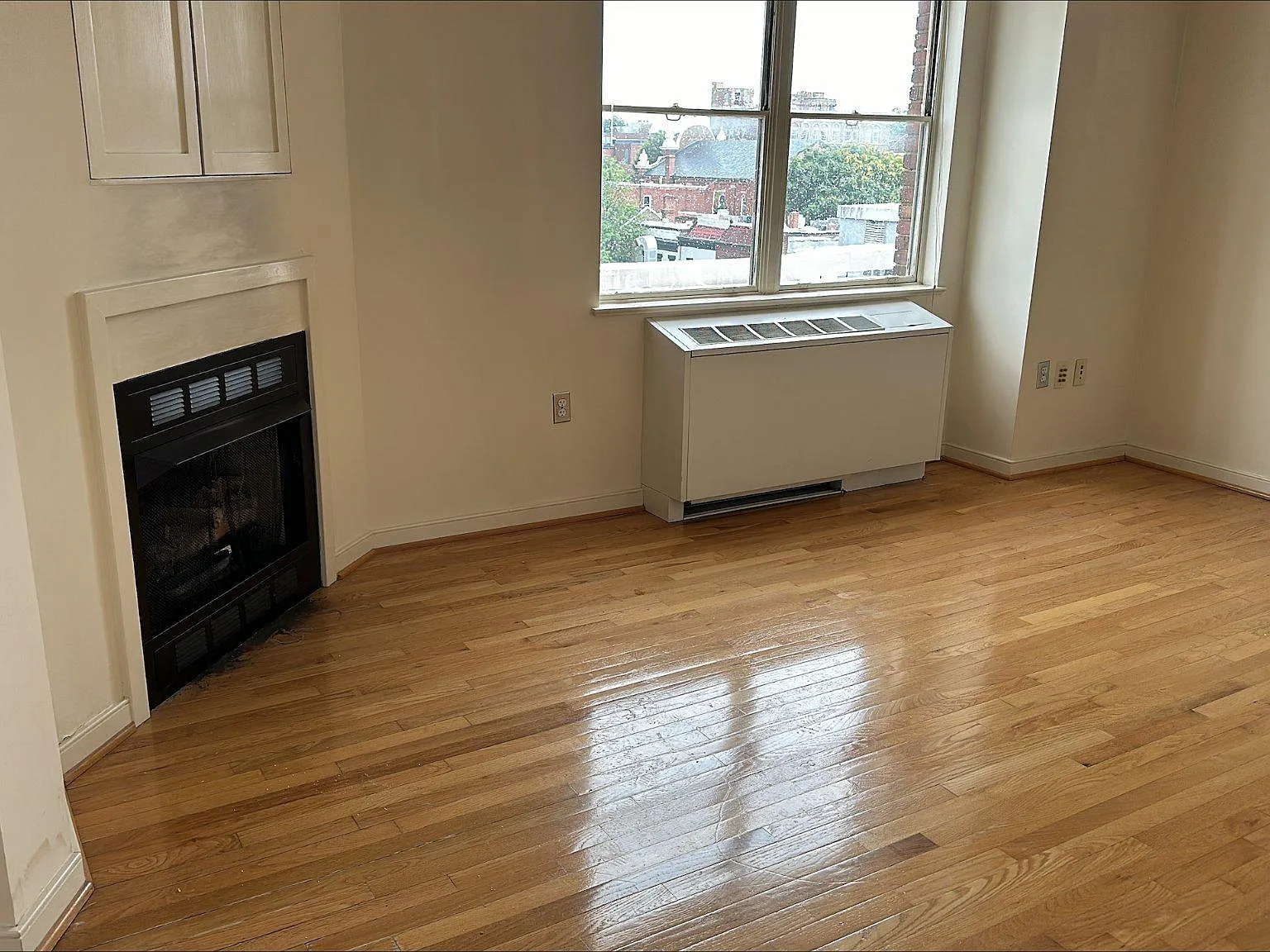 1 bed, 1.0 bath, 525 sqft, $2,521 — Photo 2