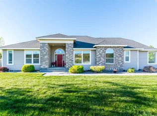 100708 Ridgeview Dr, Kennewick, WA 99338