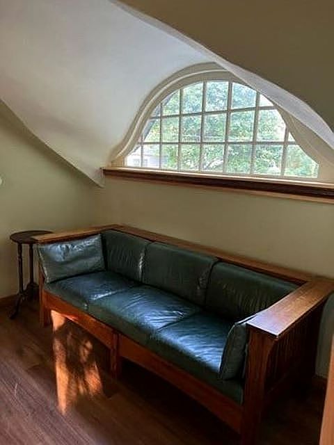 2nd image of 12B Walls St