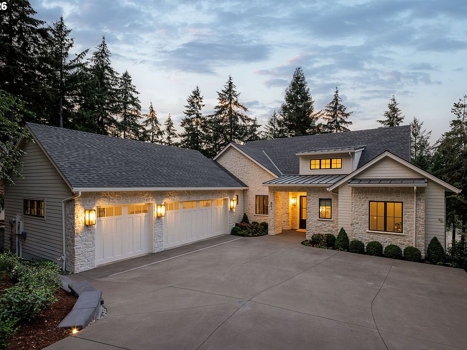 1st image of 843 Terrace Dr