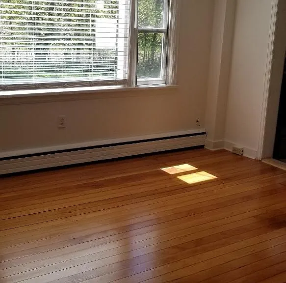 697 Bogart Rd — Photo 3