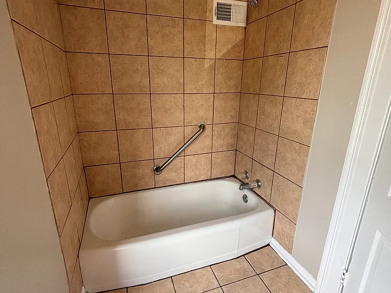 322 Johnson St #322 — Photo 9