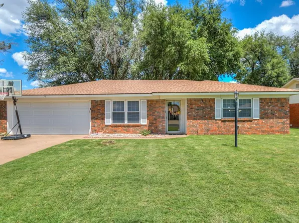 3110 Bluebonnet Ln, San Angelo, TX 76904