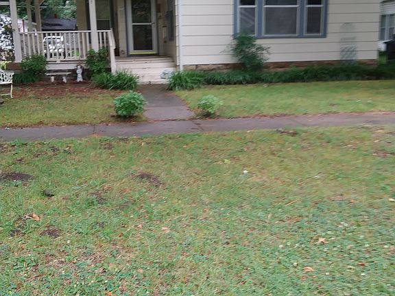 2nd image of 317 E 6th St