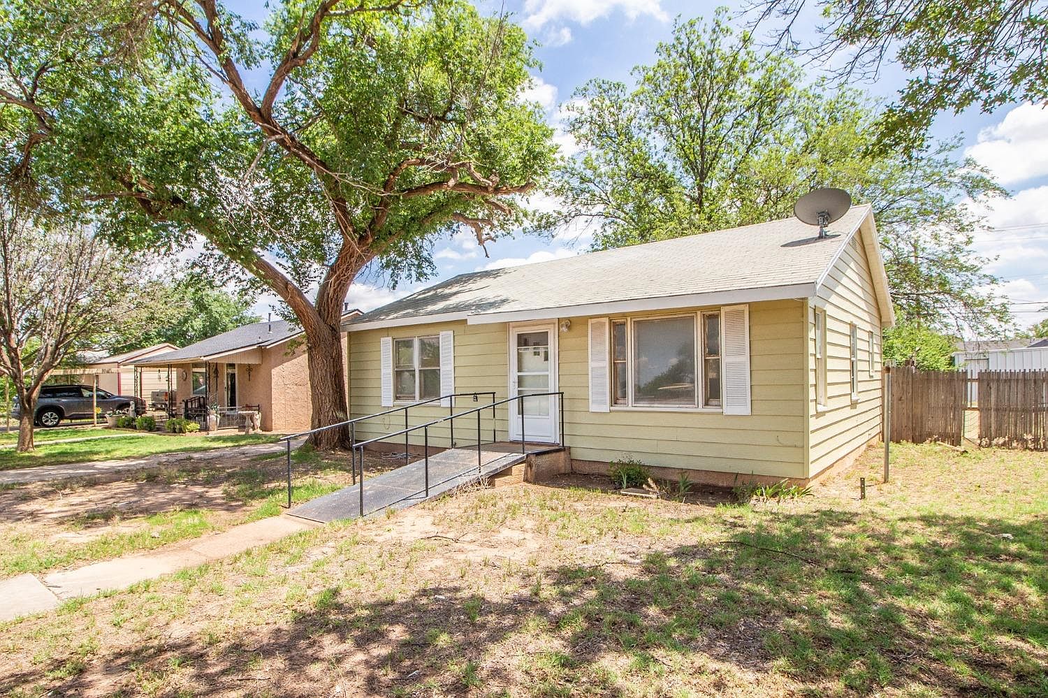 925 W Dickens St, Slaton, TX 79364 MLS 202306415 Zillow