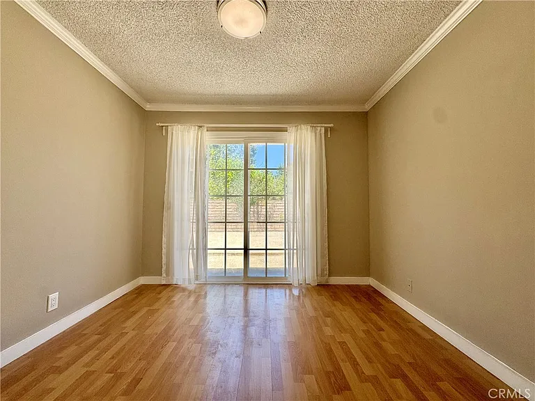 1421 Meadow Glen Rd — Photo 39