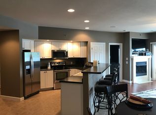 68 Lighthouse Rd UNIT 221, Lake Ozark, MO 65049