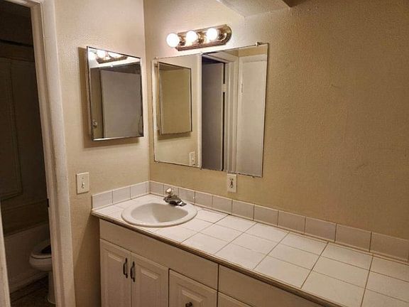 5th image of 7501 Presley Pl APT C