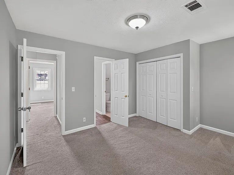 430 Claircrest Dr — Photo 13