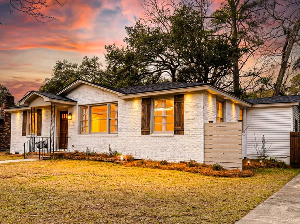 111 Circle Dr, Summerville, SC 29485