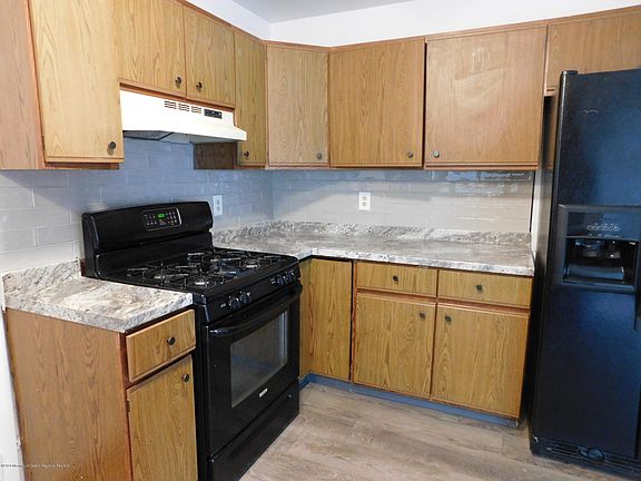 4th image of 5 Ojibwa Ct