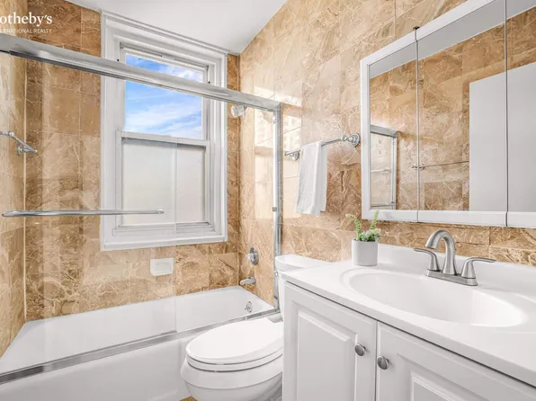 2025 Broadway image 5 of 8