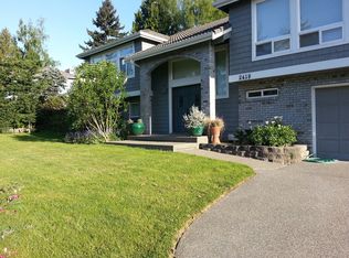 2419 84th Ave SE, Mercer Island, WA 98040