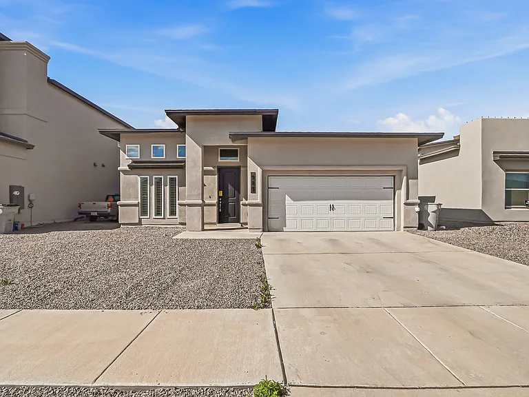 925 Louisiana Downs Ave — Photo 1