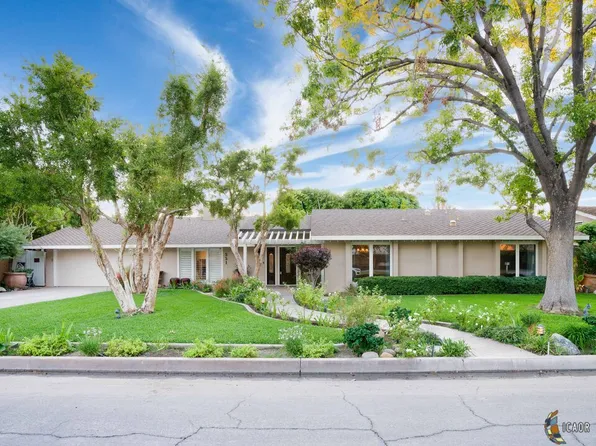 551 Russell Rd, Brawley, CA 92227