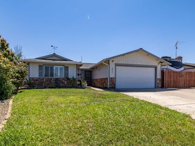 8232 Homefield Way, Sacramento, CA, 95828
