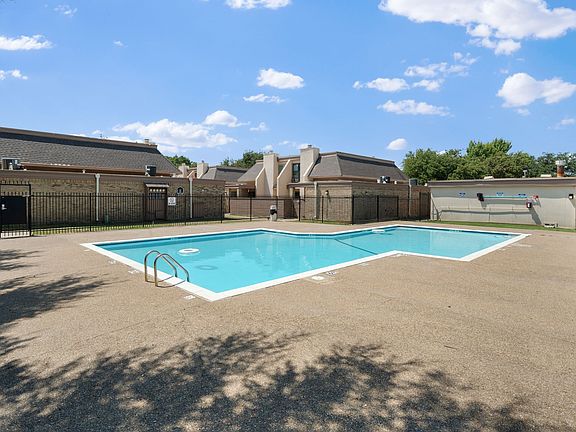 5th image of 3121 Park Ln APT 1107