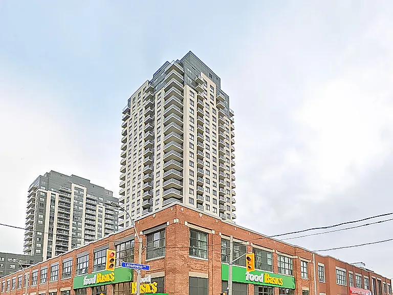 1410 Dupont St — Photo 10