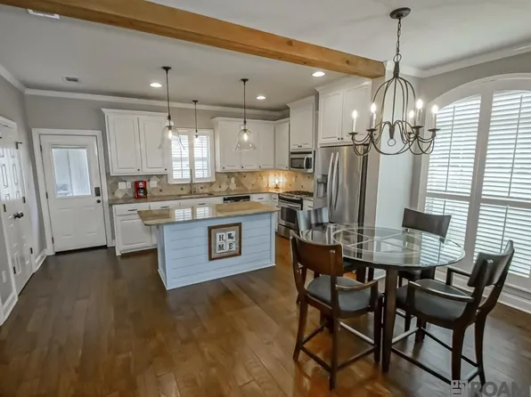 13023 N Vieux Carre Cir, Baton Rouge, LA 70818
