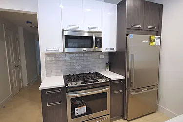 Sold by Starealty Estate LLC