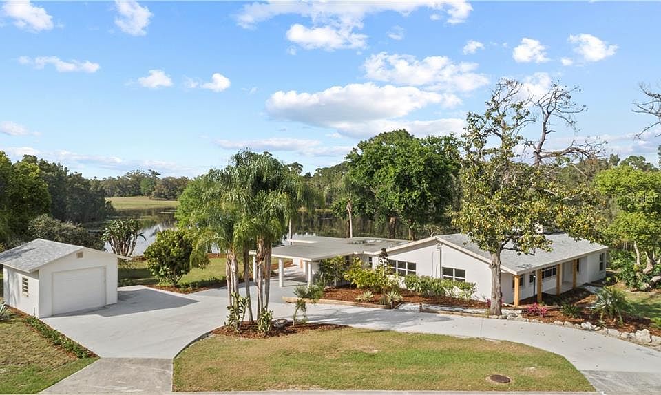 1st image of 154 Pine Isle Dr