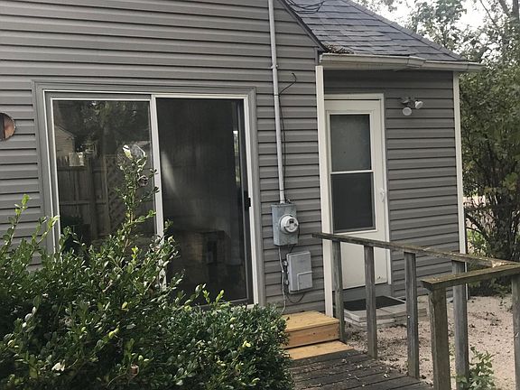 2nd image of 231 Brierhill Dr