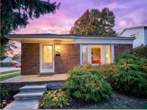 4020 Gertrude St, Dearborn Heights, MI 48125