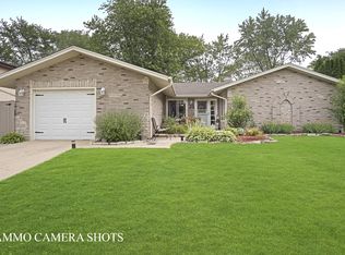 263 Evergreen Ln, Bloomingdale, IL 60108
