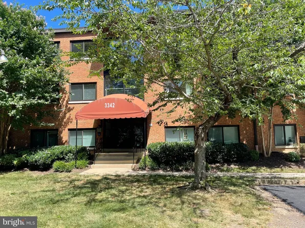 3342 S 28th St APT 304, Alexandria, VA 22302