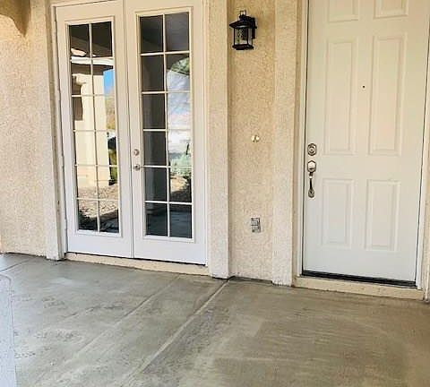 3rd image of 2273 Surrey Meadows Ave