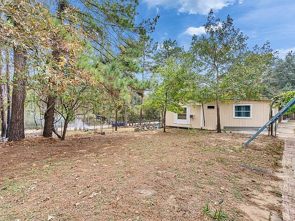 2nd image of 14321 Forest Cir E