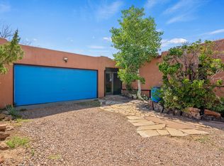 19 Cerrado Loop, Santa Fe, NM 87508