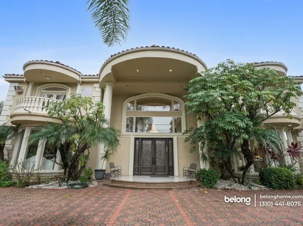 5344 Leghorn Ave, Van Nuys, CA 91401