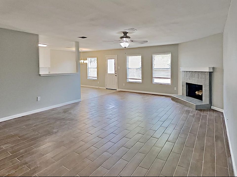 1st image of 1661 Wildrose Dr #1007-1