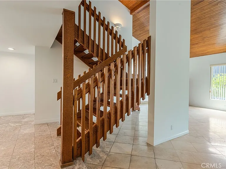 2396 Venus Dr — Photo 14