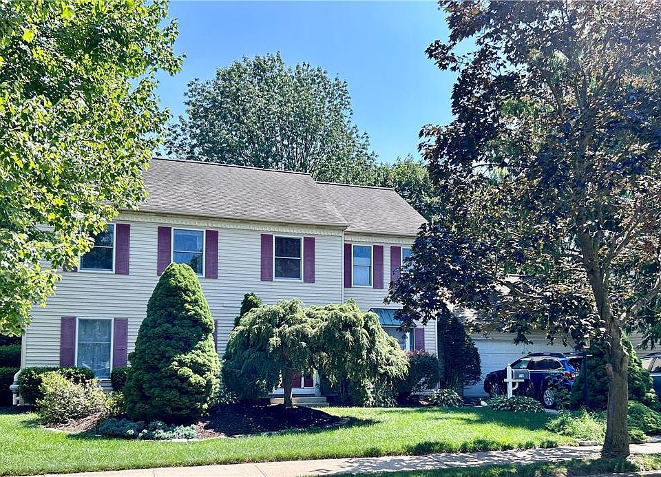 1st image of 1740 Easthill Dr