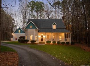 2108 Cricketwood Ct, Matthews, NC 28104