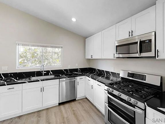 5th image of 6497-99 Montezuma Rd