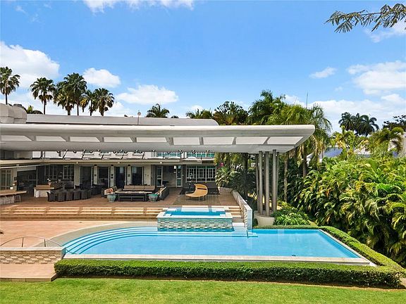 2nd image of 9 Castana St