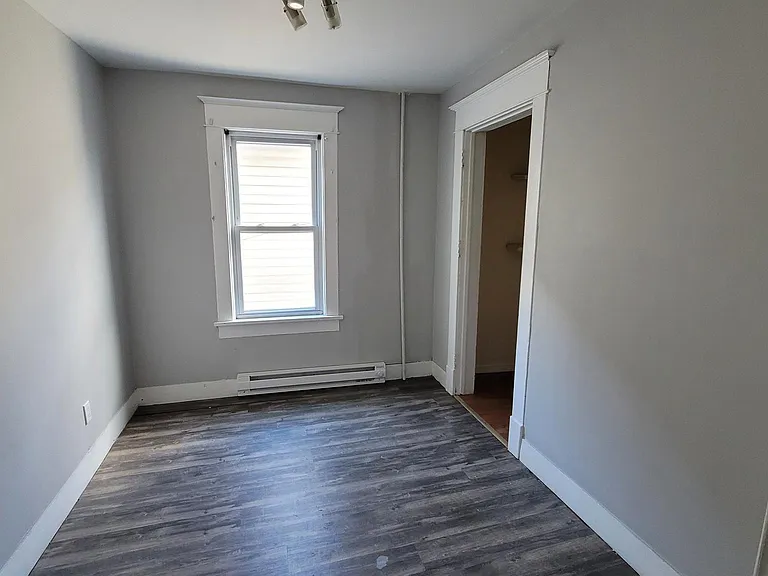262 Indiana Ave — Photo 23